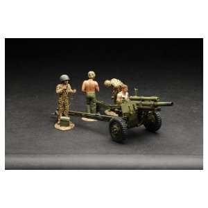  Marine 105mm Howitzer & Crew Toys & Games