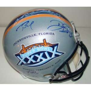   SB XXXIX Patriots Team 13 SIGNED F/S Helmet TRISTAR