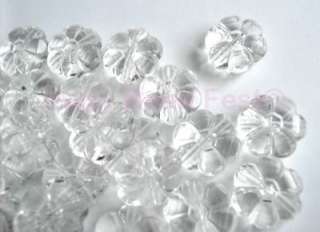 30 Acrylic Daisy Flower Beads Plastic Crafts   CLEAR  
