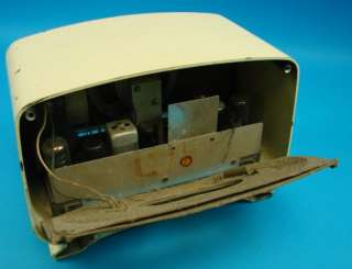 Coronado Tube Radio 6D12 Chassis Table Top Deco Style Antique White 