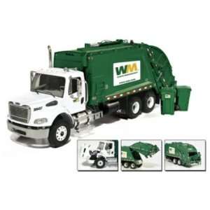  1/34 DC Waste Mgment Rear Load Toys & Games