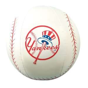  24 Beach Ball   NY Yankees 