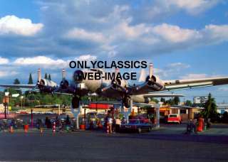 WWII B 17 BOMBER AIRPLANE  GAS STATION  AVIATION  PHOTO  