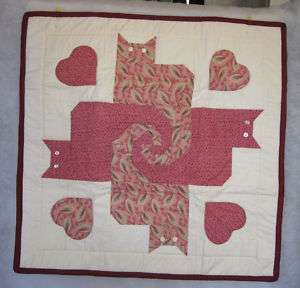 SEWSHACK QUILTED CAT WALL HANGING   LAP QUILT  