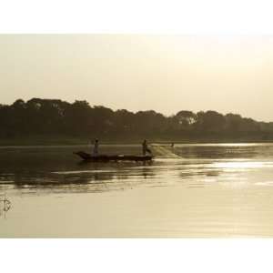 Fishermen on the Narmada River, Maheshwar, Madhya Pradesh State, India 