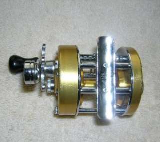 PENN 920 Gold Levelmatic Casting Reel       Classic MADE IN 