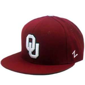  HAT CAP OKLAHOMA SOONERS 32 5 ZEPHYR MAROON SIZE 7 1/8 