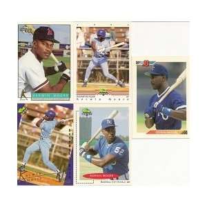  Kerwin Moore 12 Card Lot Set