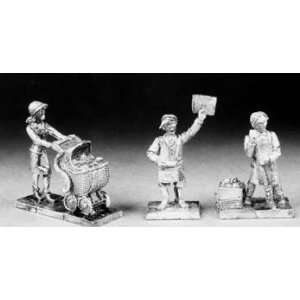  Call of Cthulhu Miniatures Townsfolk (3) Toys & Games