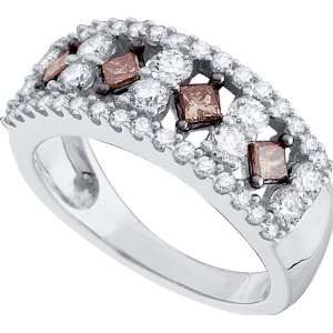   and White Diamonds, Totaling 1.25ctw, G I Color, I2I3 Clarity   Size 7