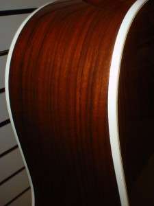 Martin D 28 L Left Handed Dreadnought Acoustic Guitar w/ Original Case 