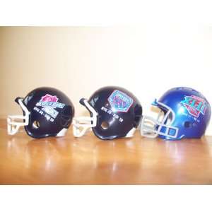   2007 New York Giants Super Bowl Champions 2 Riddell Pocket Pro Helme