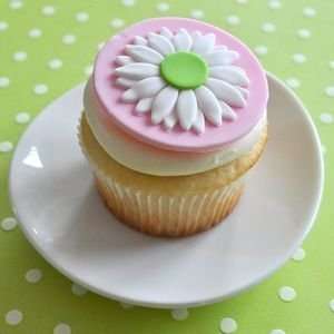   Pretty in Pink Daisy Fondant Cupcake Toppers  1 Dozen