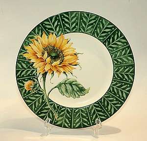 Fitz & Floyd Just Us Chicks Green w/Sunflower Salad Plate 9 1/4 LkNew 