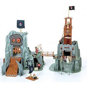   Imaginarium Pirate Island Playset (Shiver me timbers) Toys & Games