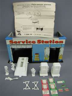 Vintage T. Cohn Tin Service Station #624 w/ Plastics  