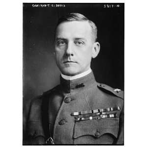  Gen. Robert D. Davis