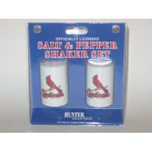 ST. LOUIS CARDINALS Ceramic SALT & PEPPER SHAKER SET both with Team 