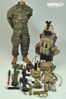 Very Hot Military Set   USMC Rifleman  