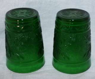   Forest Green 9 ounce Tumblers Glasses Sandwich Glass Set of two  