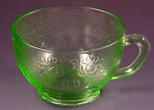   Depression Glass Florentine Poppy #1 Cup Scalloped Rim Hazel Atlas VTG