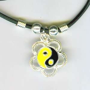  Yin Yang Balance Flower Power Necklace 