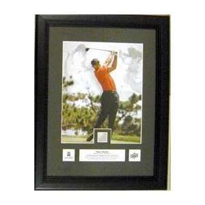  Tiger Woods piece of 2008 US Open game used shirt deluxe 