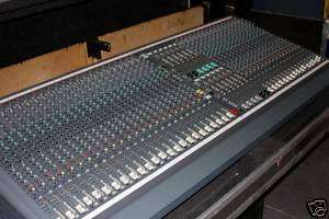 Soundcraft SM12 Monitor Console with Road Case  