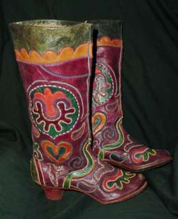  WOMENS LEATHER BOOTS WITH COLORFUL APPLIQUES, DECORATIVE STITCHING