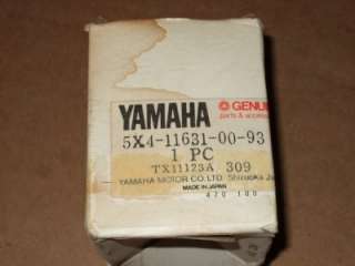 YAMAHA NOS VINTAGE   PISTON   YZ125J   STD   1982  