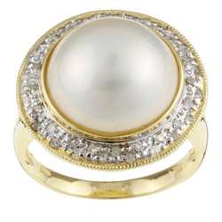   Mabe Pearl and 1/5ct TDW Diamond Ring (14 mm) (Size 7)  