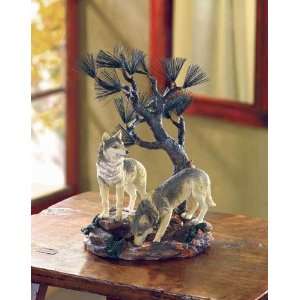  Timber Wolves Statue / Figurine