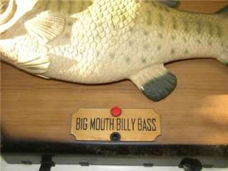 USED~BIG MOUTH BILLY BASS~SINGING FISH~MOTION ACTIVATED~2 SONGS  