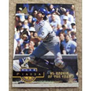   Piazza # 28 MLB Baseball Rookie of The Year Card