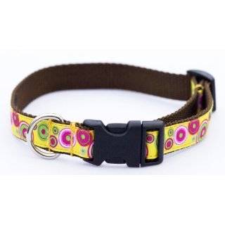   Fuchsia Swiss Dot Dog Collar 3/4 wide, Adjusts 13 20   Made in USA