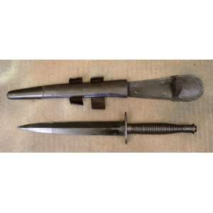  British WWII Commado Dagger w/ Scabbard (Black Steel Grip 