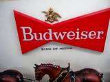 RARE* BUDWEISER CLYDESDALE HORSES 6 FOOT LIGHTED BEER SIGN  FREE 