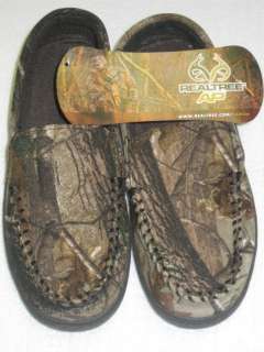 NEW Realtree AP Camo Youth Moccasins  Assorted Sizes Just Like Dads 