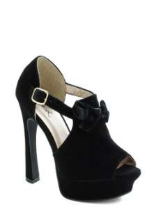 Womens Bow Heel  Modcloth  Ladies Bow Heel, Female Bow Heel