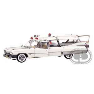 1959 Cadillac Superior Crown Royale Ambulance 1/18 Toys 
