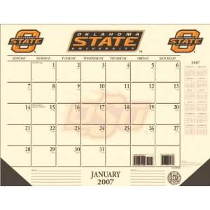  Oklahoma State Cowboys 22x17 Desk Calendar 2007 Sports 