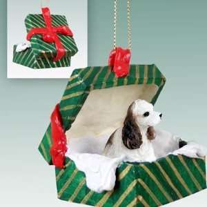  Cocker Spaniel Green Gift Box Dog Ornament   Parti Brown 