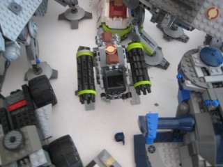 HUGE LEGO LOT 70lbs / 200+ minifigs RARE 90s Millienium Falcon  