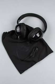 Skullcandy The Hesh 20 Headphones in Black  Karmaloop   Global 