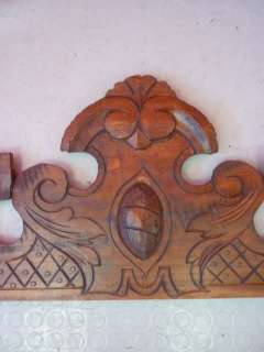 Cimasa cornice decorativa in legno, lungh 103 cm  