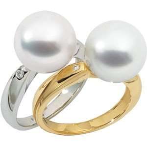 Attractive South Sea Cultured Pearl & .03 ct tw Diamond Ring expertly 
