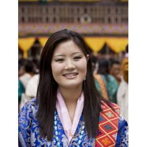  Bhutanese Woman, Trashi Chhoe Dzong, Thimphu, Bhutan 