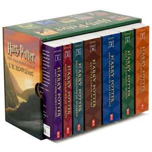 Harry Potter Paperback Box Boxed Set Books 1 7   brand new 
