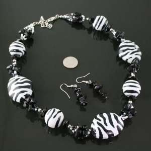   Rockabilly Zebra Animal Print Chunky Beads Necklace 
