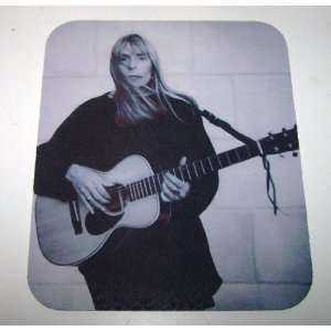 JONI MITCHELL & Acoustic Guitar COMPUTER MOUSE PAD